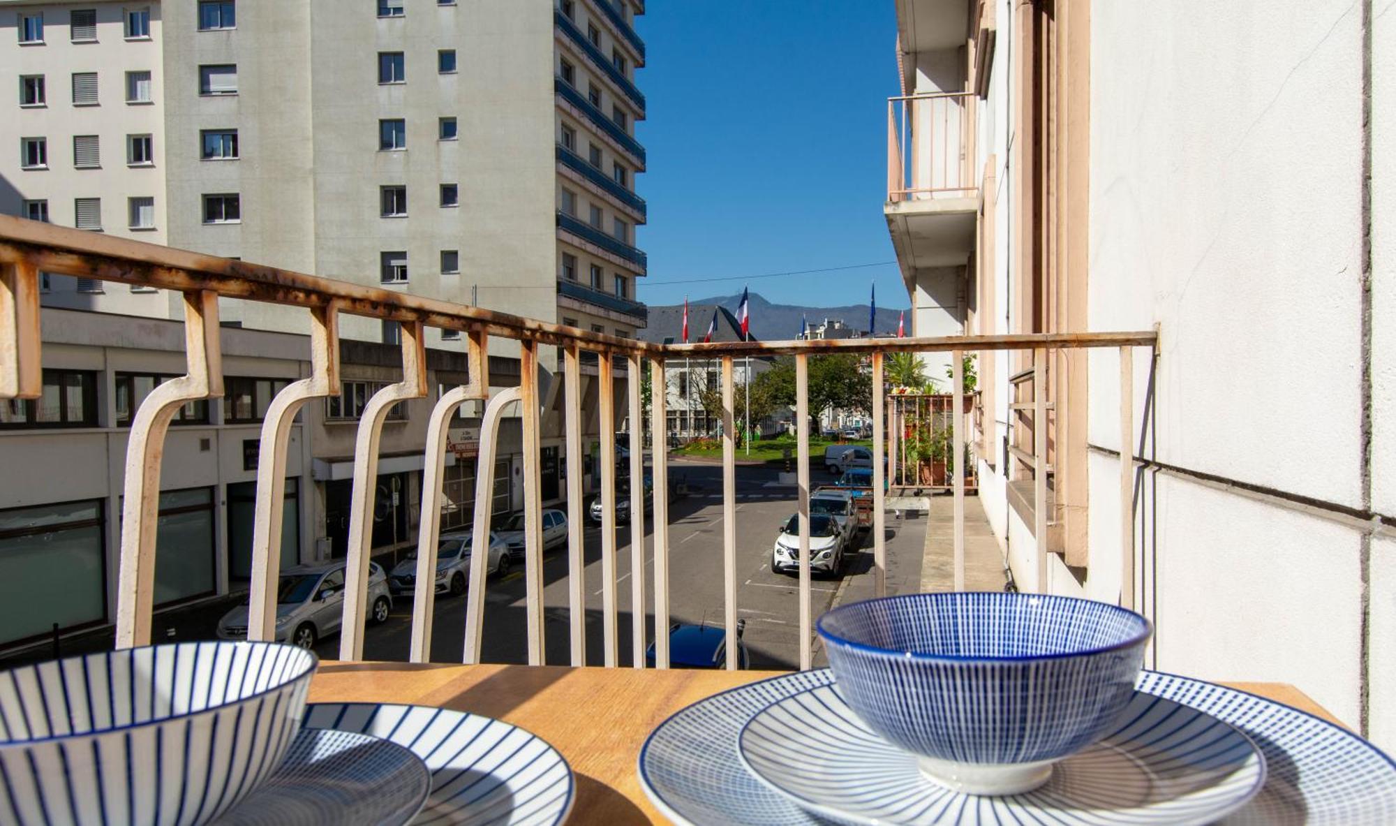 Appartement T3 Gare De Chambery Centre Ville Esterno foto